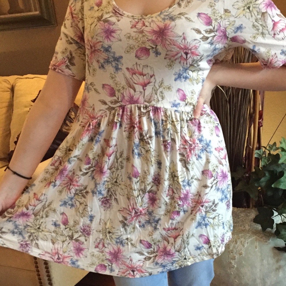 NWT Agnes & Dora Muse Tunic